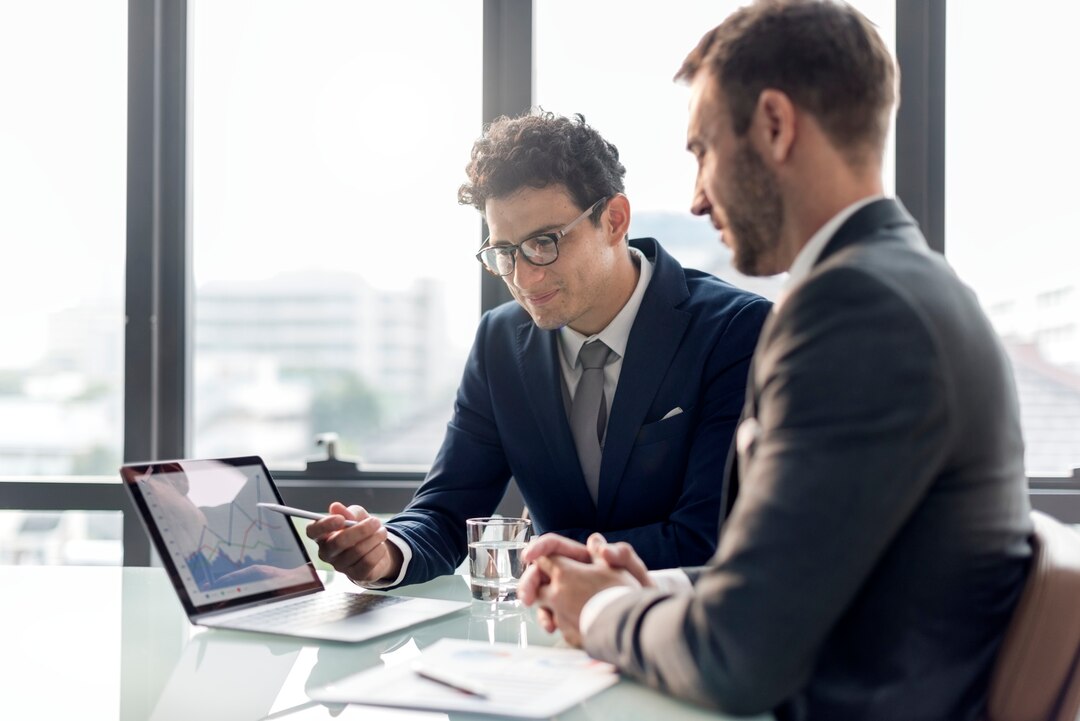 Business consulting session in Argentina